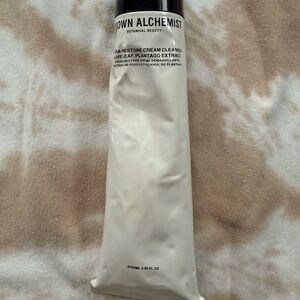 Grown Alchemist Botanical Beauty Cream Cleanser
